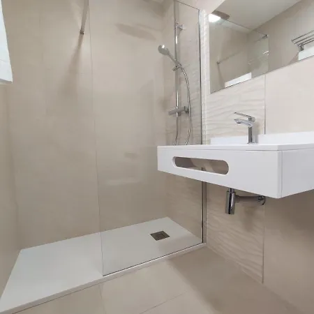 Oleo Auto Check-in 3*