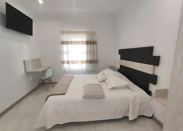 Oleo Auto Check-in Guest house Santander