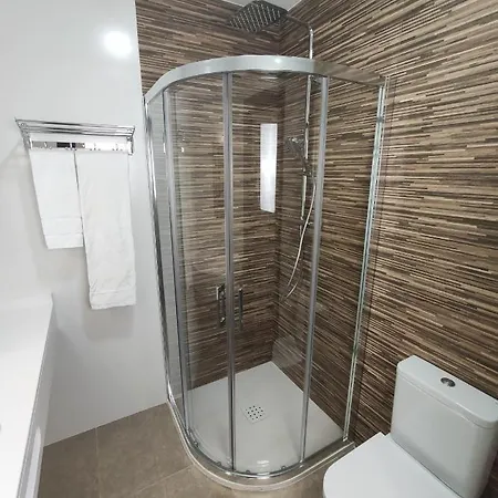 Oleo Auto Check-in Gæstehus