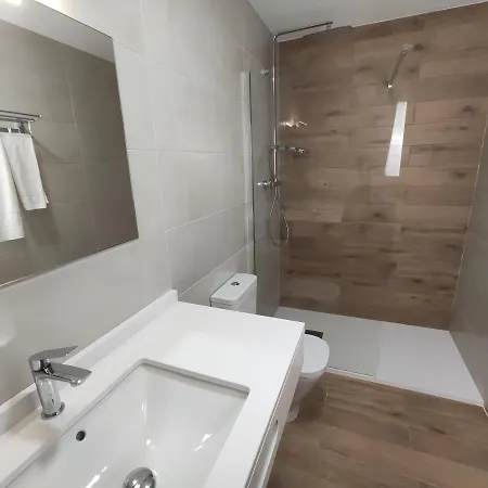 Oleo Auto Check-in Gæstehus 3*