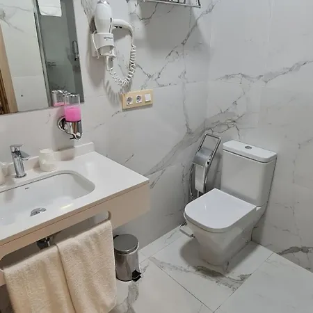 Oleo Auto Check-in Gæstehus