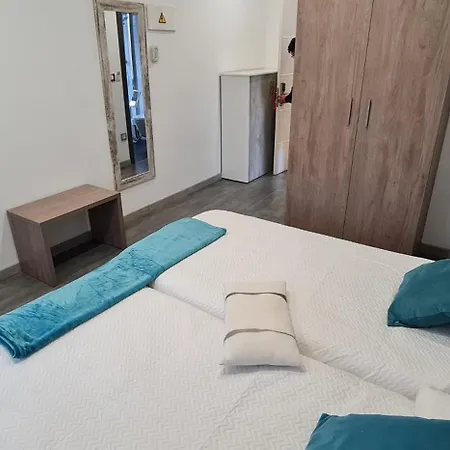 Oleo Auto Check-in Gæstehus